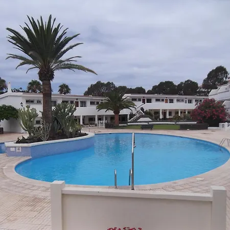 Near Las Vistas Beach